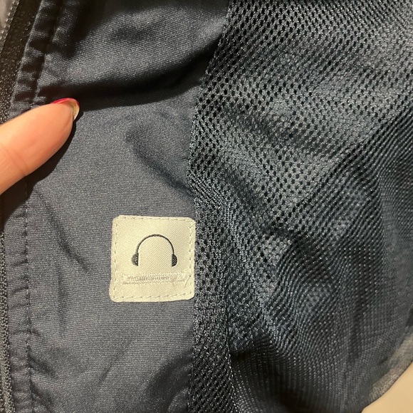 Nike men’s jacket - Picture 7 of 8